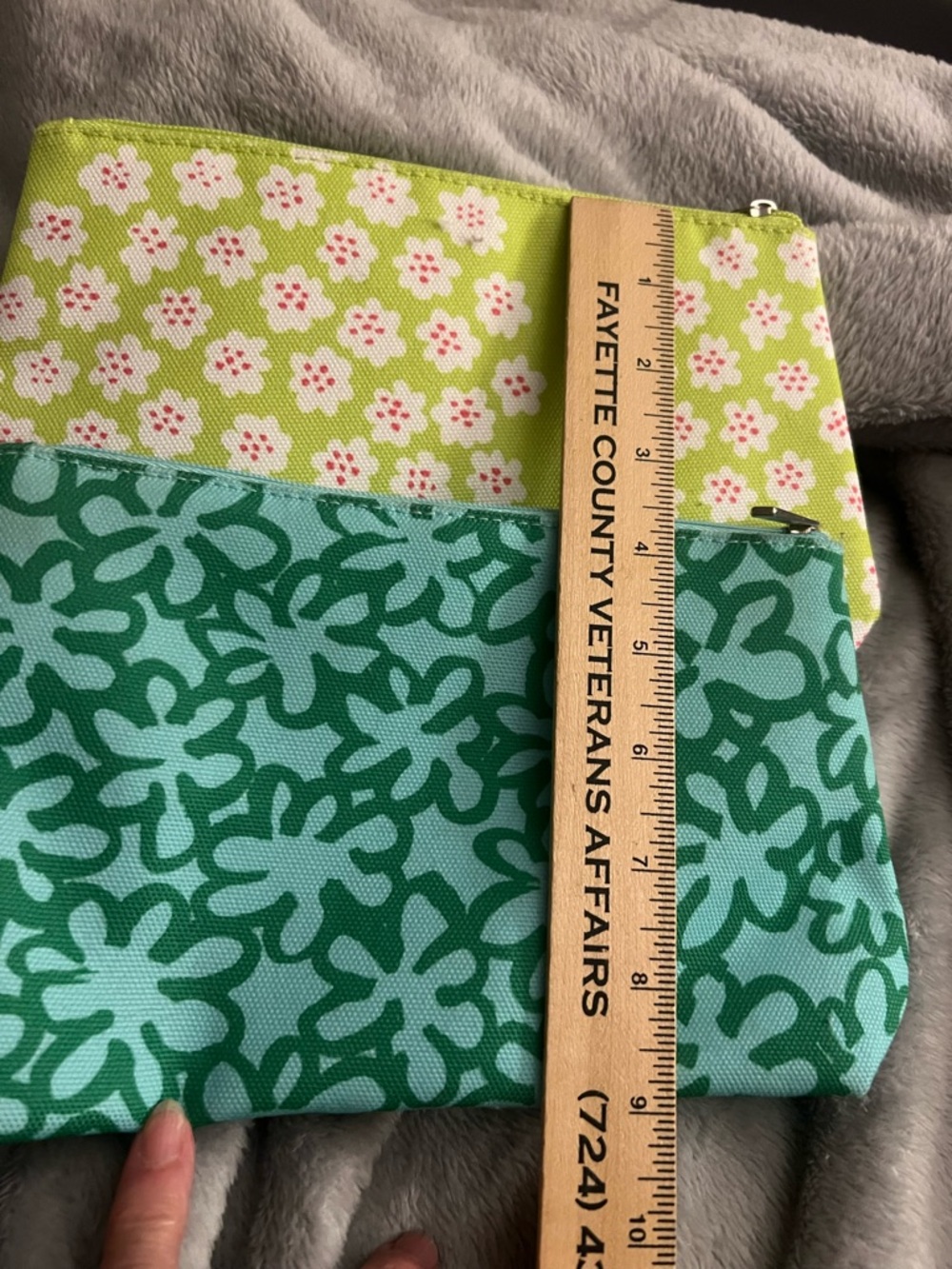 Marimekko for Clinique 2 Colorful Cosmetic Bags, bonus mirror, new without tags - Picture 4 of 11